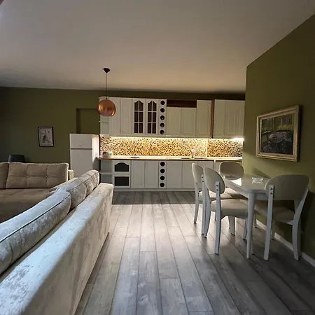 Alles Air Albania * Tirana