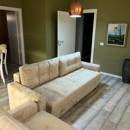 Alles Air Albania Apartment
