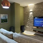 Alles Air Albania Apartment *