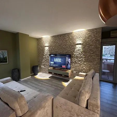 Alles Air Albania * Тирана